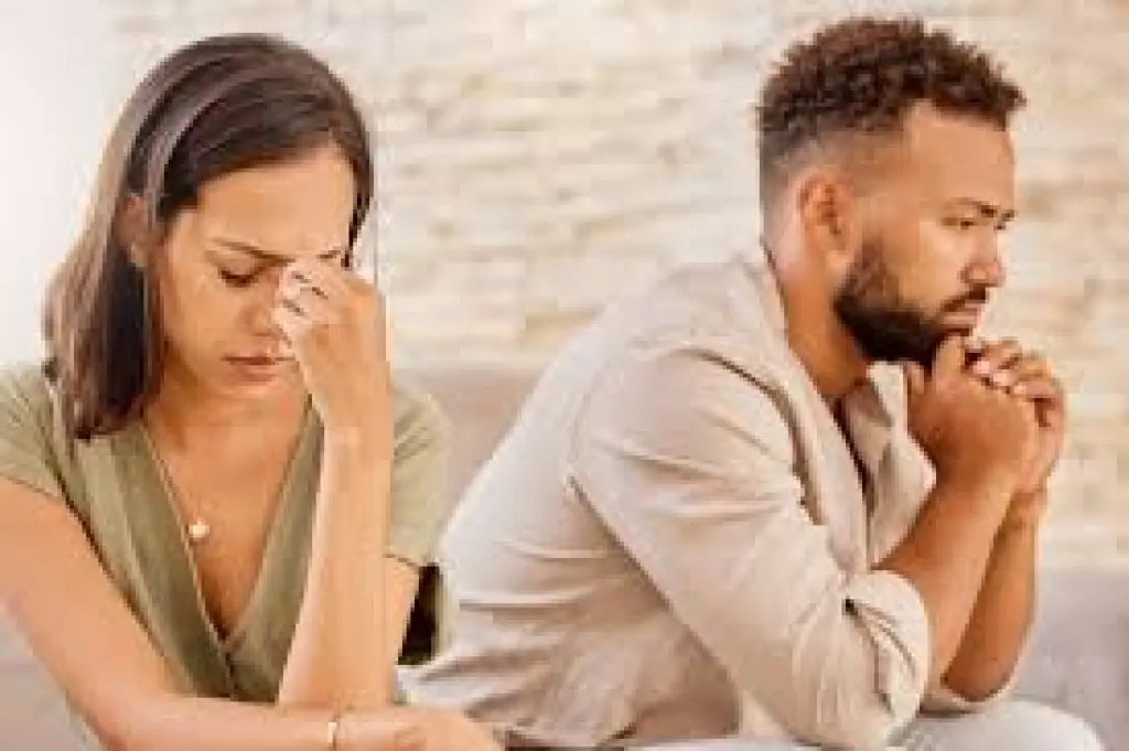 علامات تحذيرية تخبركِ أنكِ تنخرطين في علاقة حب لا تحترم كرامتكِ!