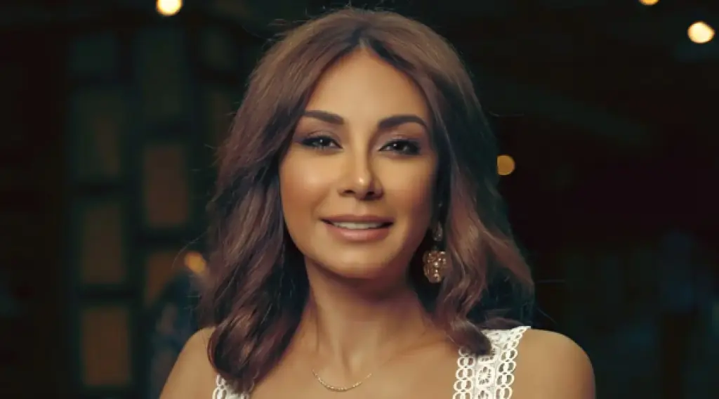 كاريس بشار تكشف طقسها الخاص في كأس العالم وترفض تشجيع هذا الفريق