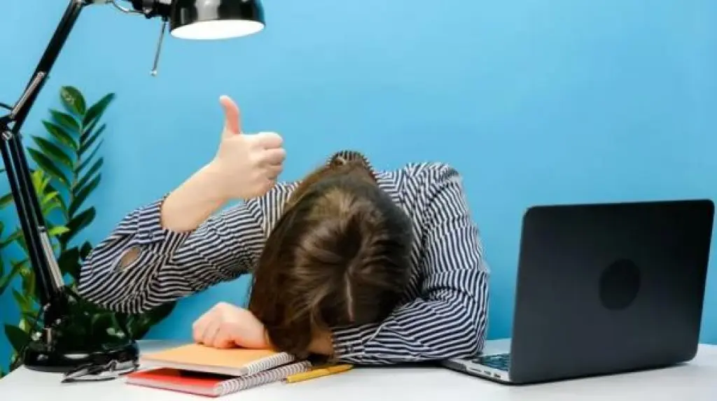 الشخص الأكثر مرونة هو من ينهار في هدوء .. بحسب علم النفس